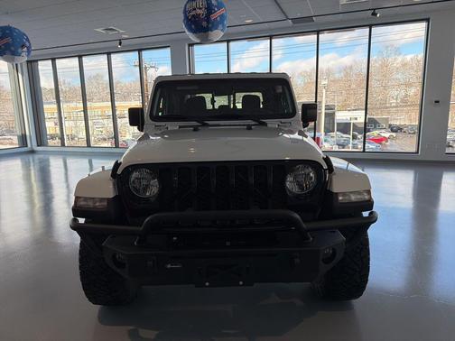 2021 Jeep Gladiator Willys 4x4