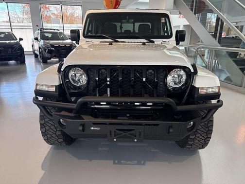 2021 Jeep Gladiator Willys 4x4