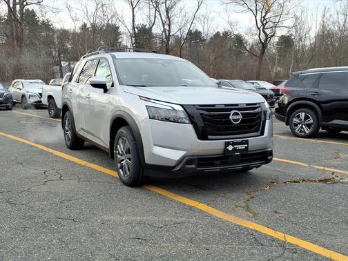 2025 Nissan Pathfinder SV 4WD