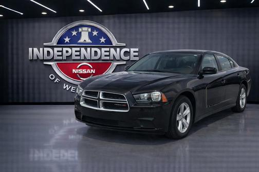 Pitch Black 2014 Dodge Charger SE