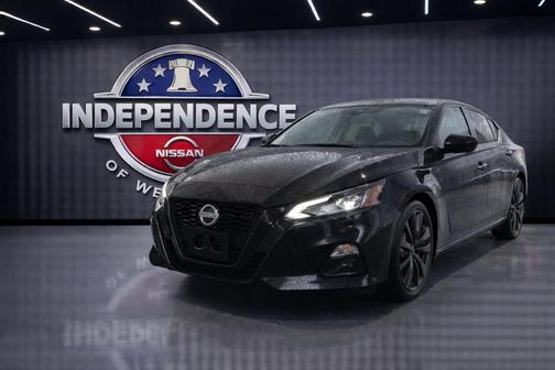 2022 Nissan Altima SR Intelligent AWD
