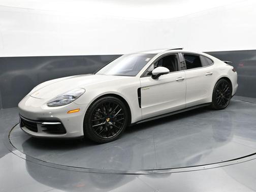 2020 Porsche Panamera 4 10 Years Edition