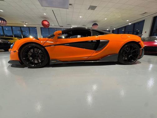 2019 McLaren 600LT Base