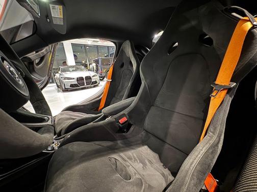 Orange 2019 McLaren 600LT Base