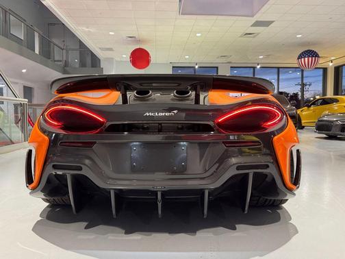2019 McLaren 600LT Base