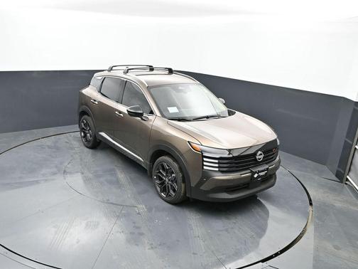 Canyon Bronze Metallic 2026 Nissan Kicks SR