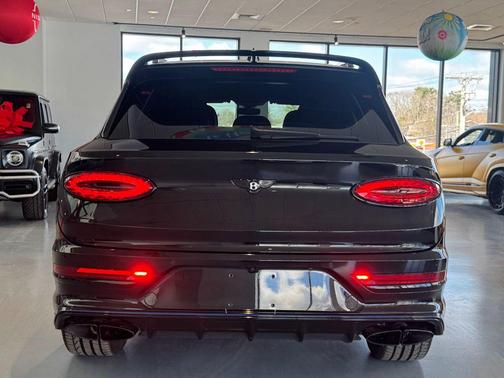 2025 Bentley Bentayga S Black Edition