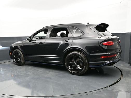 2025 Bentley Bentayga S Black Edition
