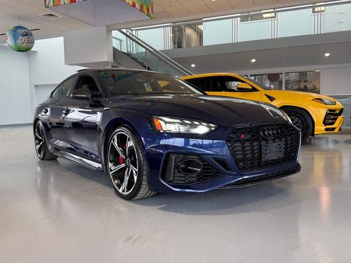 Navarra Blue Metallic 2022 Audi RS 5 2.9T
