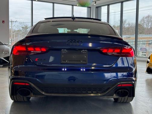 Navarra Blue Metallic 2022 Audi RS 5 2.9T