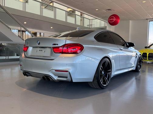 2018 BMW M4 Base
