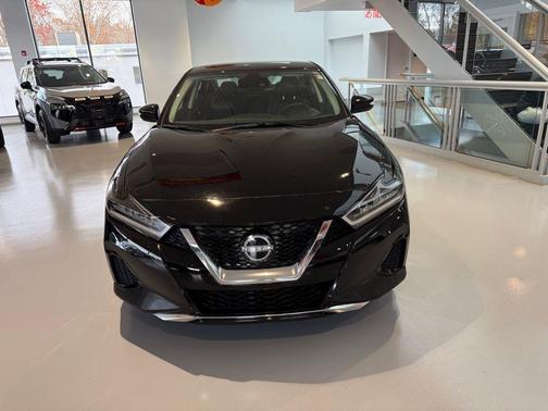 2023 Nissan Maxima SV Xtronic CVT