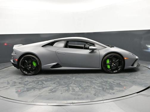2023 Lamborghini Huracan EVO Coupe RWD
