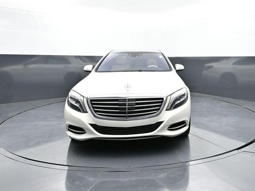 White 2015 Mercedes-Benz S-Class 4MATIC
