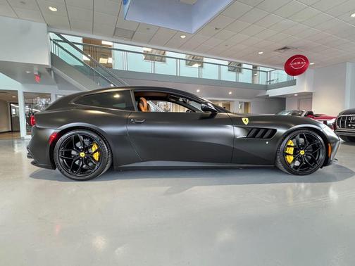 2018 Ferrari GTC4Lusso T