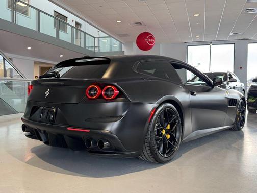2018 Ferrari GTC4Lusso T