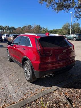 2025 Cadillac XT4 Premium Luxury