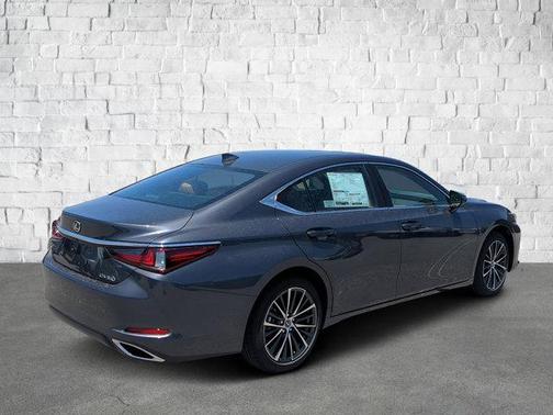 2025 Lexus ES 350 Base