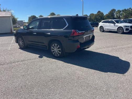 2017 Lexus LX 570 Base