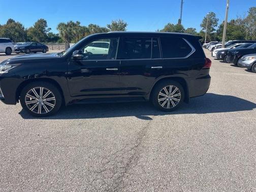 2017 Lexus LX 570 Base
