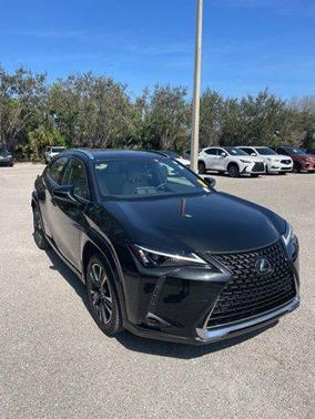 2023 Lexus UX 250h Base