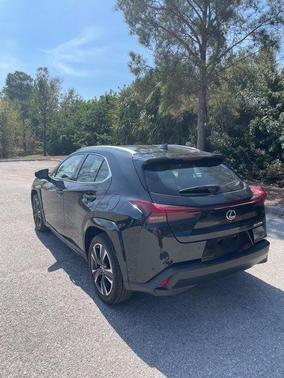 2023 Lexus UX 250h Base