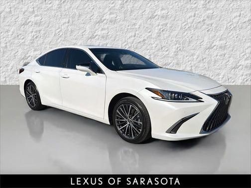 2025 Lexus ES 350 Base