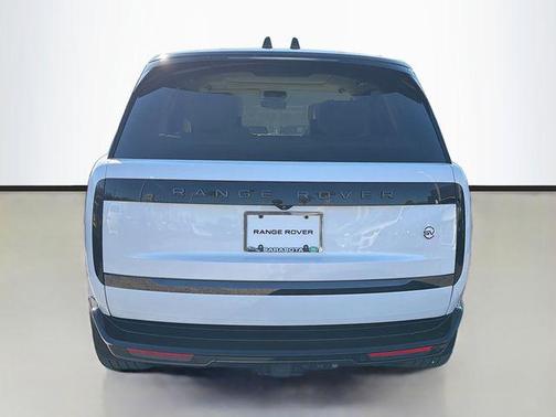 Fuji White 2023 Land Rover Range Rover SV