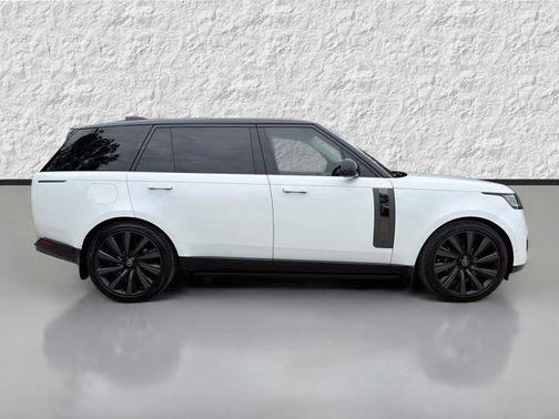 Fuji White 2023 Land Rover Range Rover SV