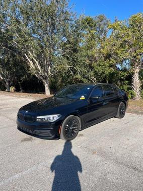 2019 BMW 530 530i