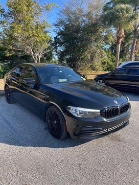 2019 BMW 530 530i