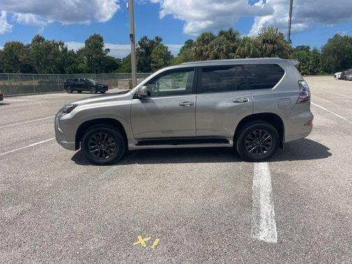 2023 Lexus GX 460 Premium