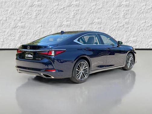 Mica 2022 Lexus ES 350 Base