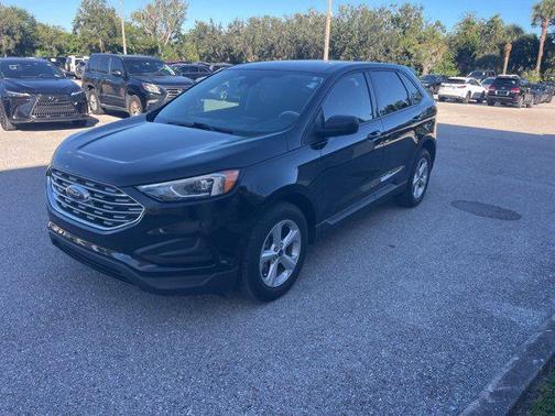 2021 Ford Edge SE