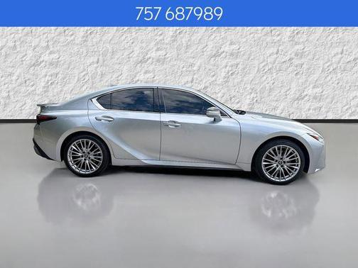 Iridium 2022 Lexus IS 300 Base