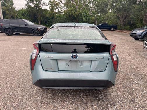 Blue Crush Metallic 2017 Toyota Prius Two