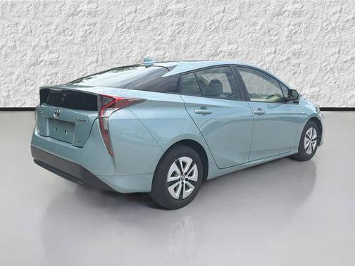 Pearl 2017 Toyota Prius Two Eco