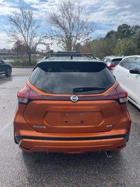 2021 Nissan Kicks SR