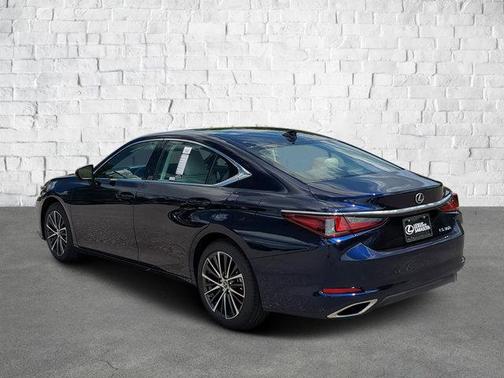 2025 Lexus ES 350 Base