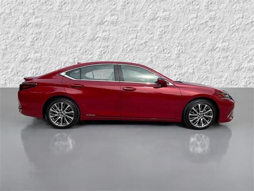 2020 Lexus ES 300h Base