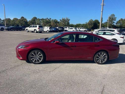 2020 Lexus ES 300h Base