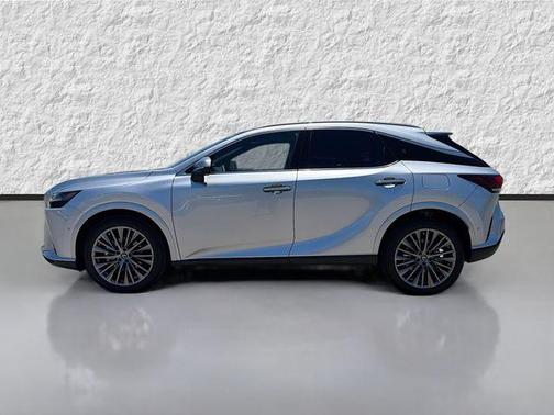 Iridium 2026 Lexus RX 450h+ Base