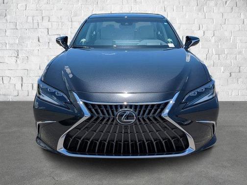 2025 Lexus ES 350 Ultra Luxury