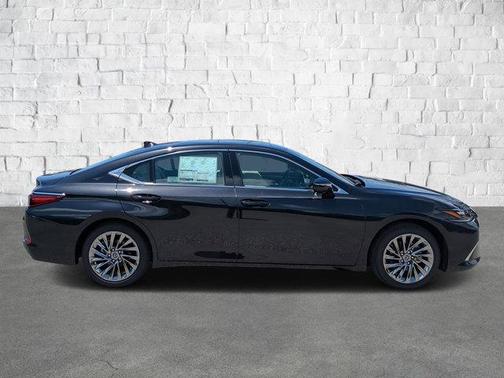 2025 Lexus ES 350 Ultra Luxury