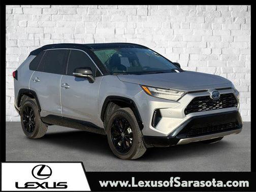 2024 Toyota RAV4 Hybrid SE