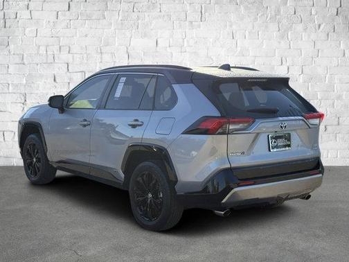2024 Toyota RAV4 Hybrid SE