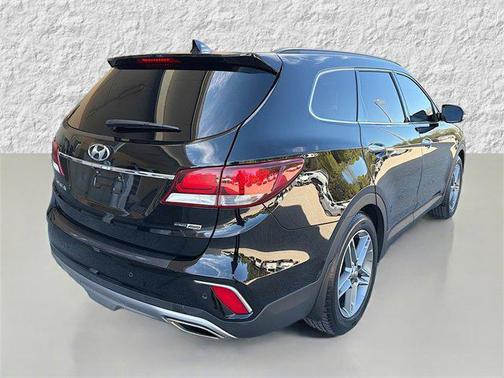 2018 Hyundai SANTA FE SE Ultimate