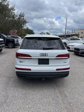 2021 Audi Q7 55 Premium Plus