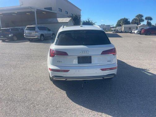 2021 Audi Q5 45 Premium Plus