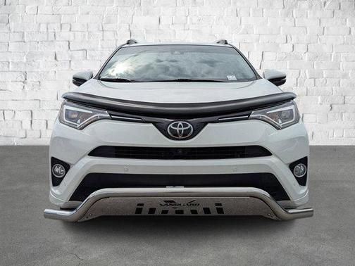 2017 Toyota RAV4 SE